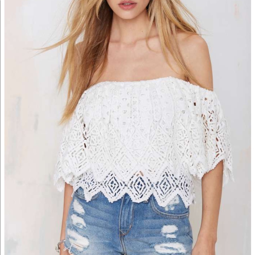 jen's pirate booty white lace top size m/l